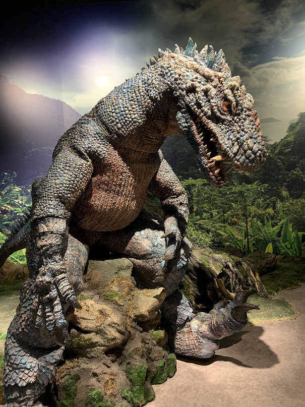 恐竜のフィギュア